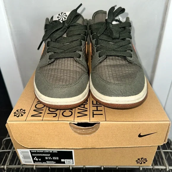 Nike Dunk Low SE - Olive Green & Orange - Picture 2 of 6
